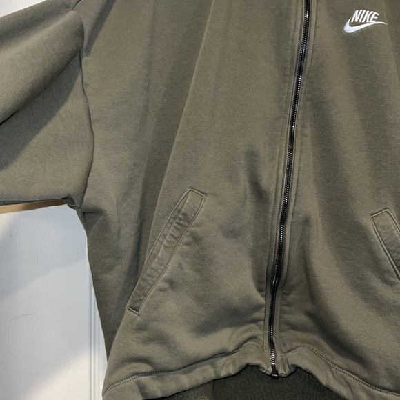 Nike Olive Green Zip-Up Jacket - Picture 3 of 8